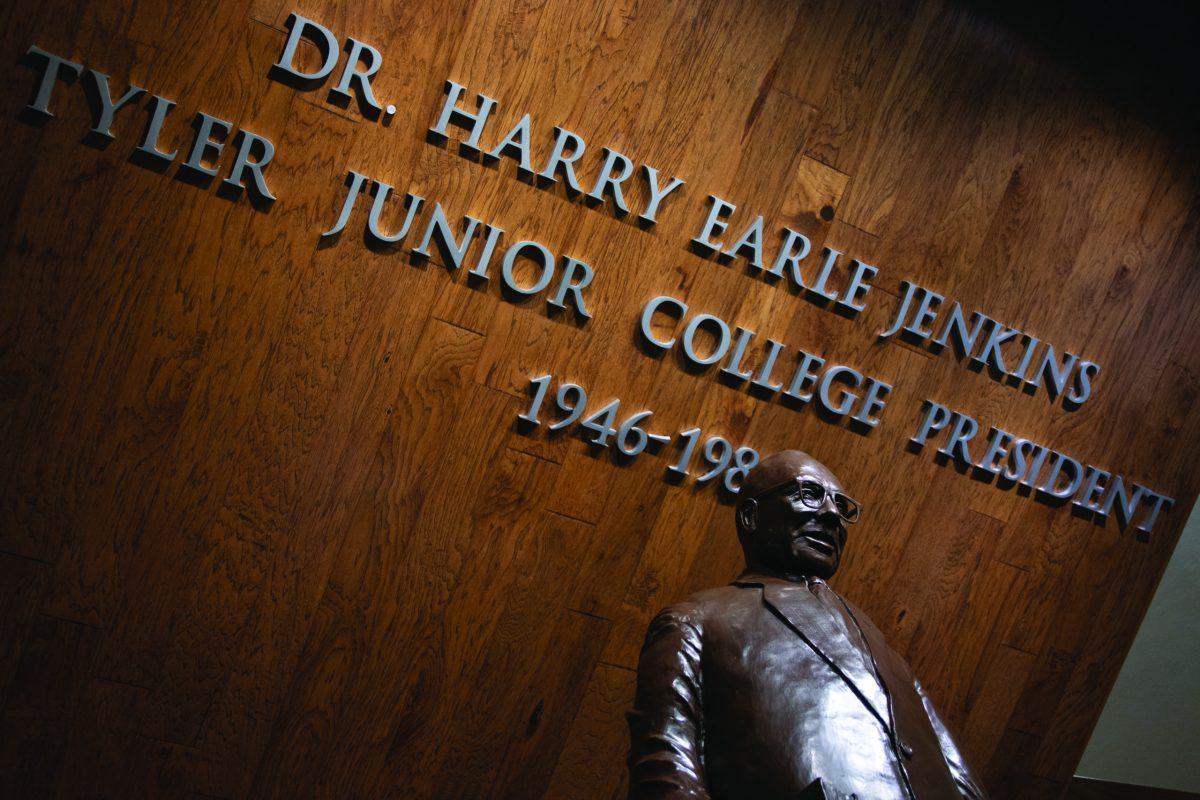 Photo of harry jenkins's statue in jenkins hall