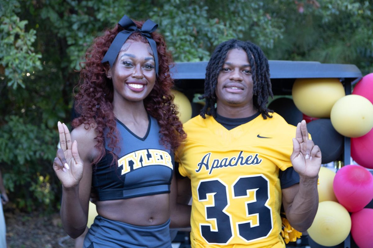 Khalil Ewell and Jada Walker