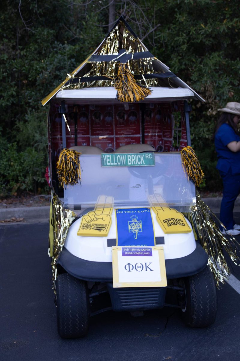 Golfcart! Phi Theta Kappa