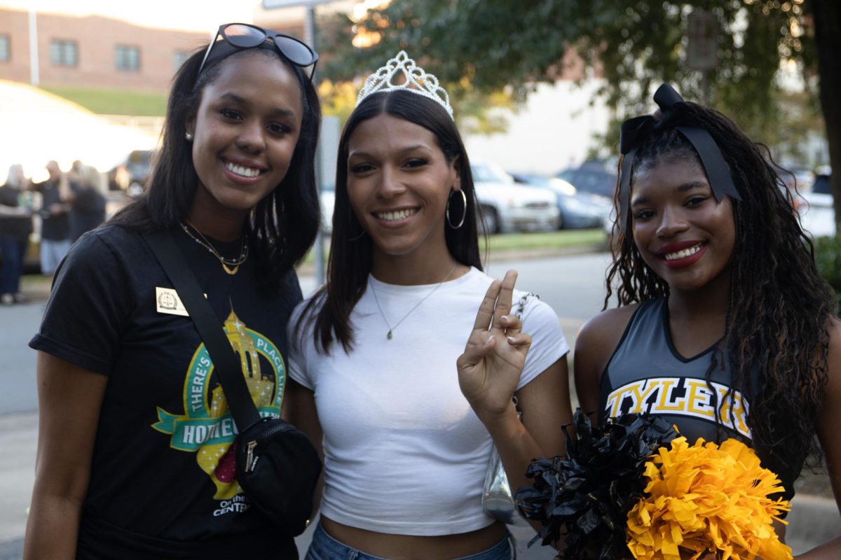Tjc Students feathers up!